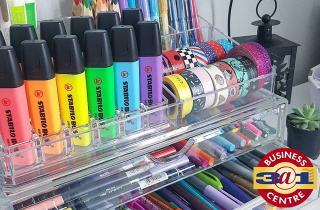 stationary_191901818